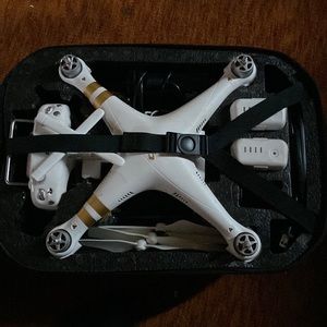 DJI phantom 3 pro